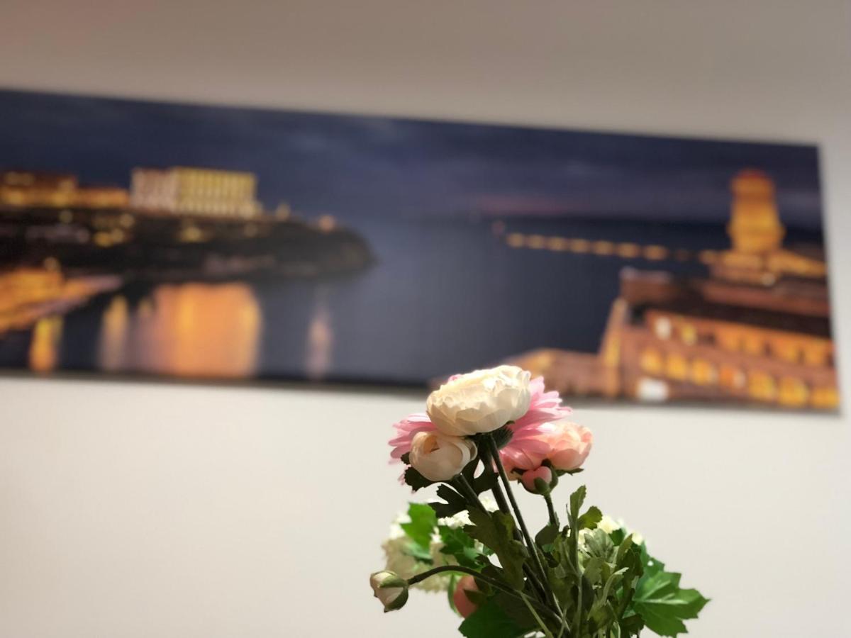 Beau T3 Neuf Proche Vieux-Port A La Place Corderie Marsella Exterior foto